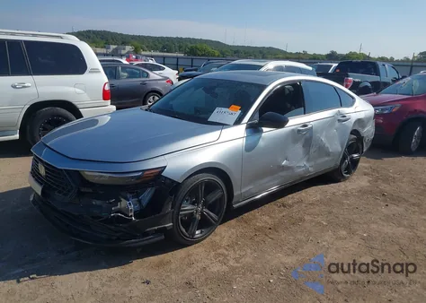 2025 Honda Accord Hybrid Sport-L z USA, uszkodzony, nr VIN 1HGCY2F70SA032094